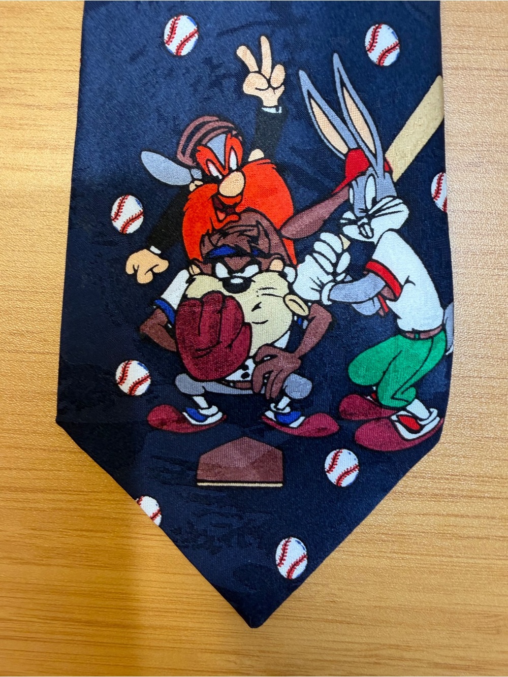 Vintage 1995 Looney Tunes Baseball Tie Bugs Bunny Taz Yosemite Sam Navy